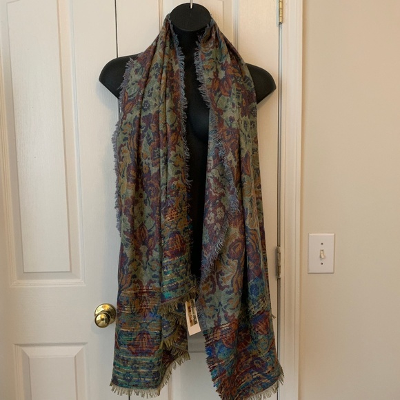 Country Life Accessories - Floral Printed Wrap Scarf